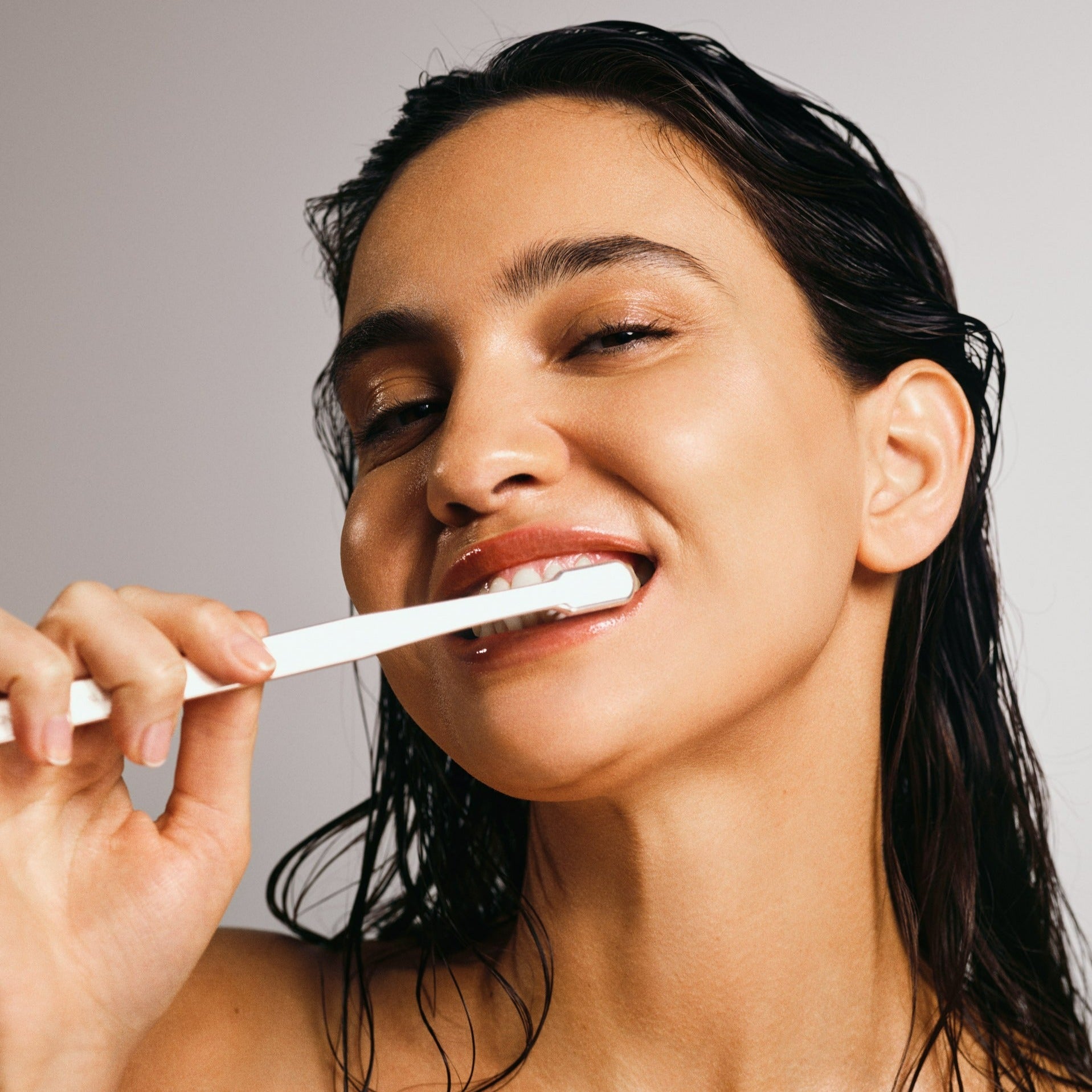 AUREZZI Toothbrush